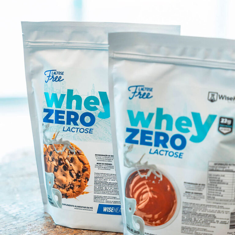 Embalagens de Whey Zero Lactose WiseHealth nos sabores Cookie Maltado e Doce de Leite