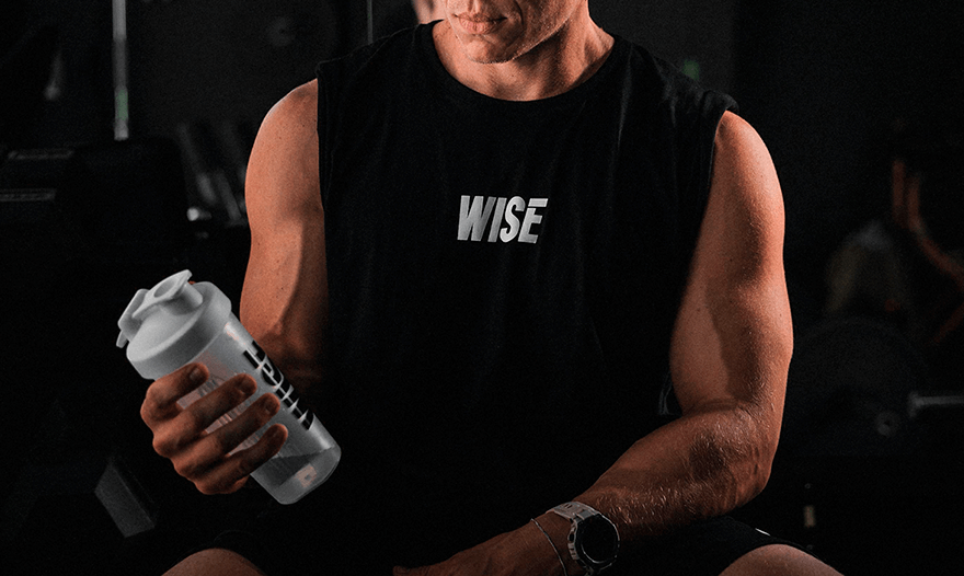 camiseta e acessorios wise